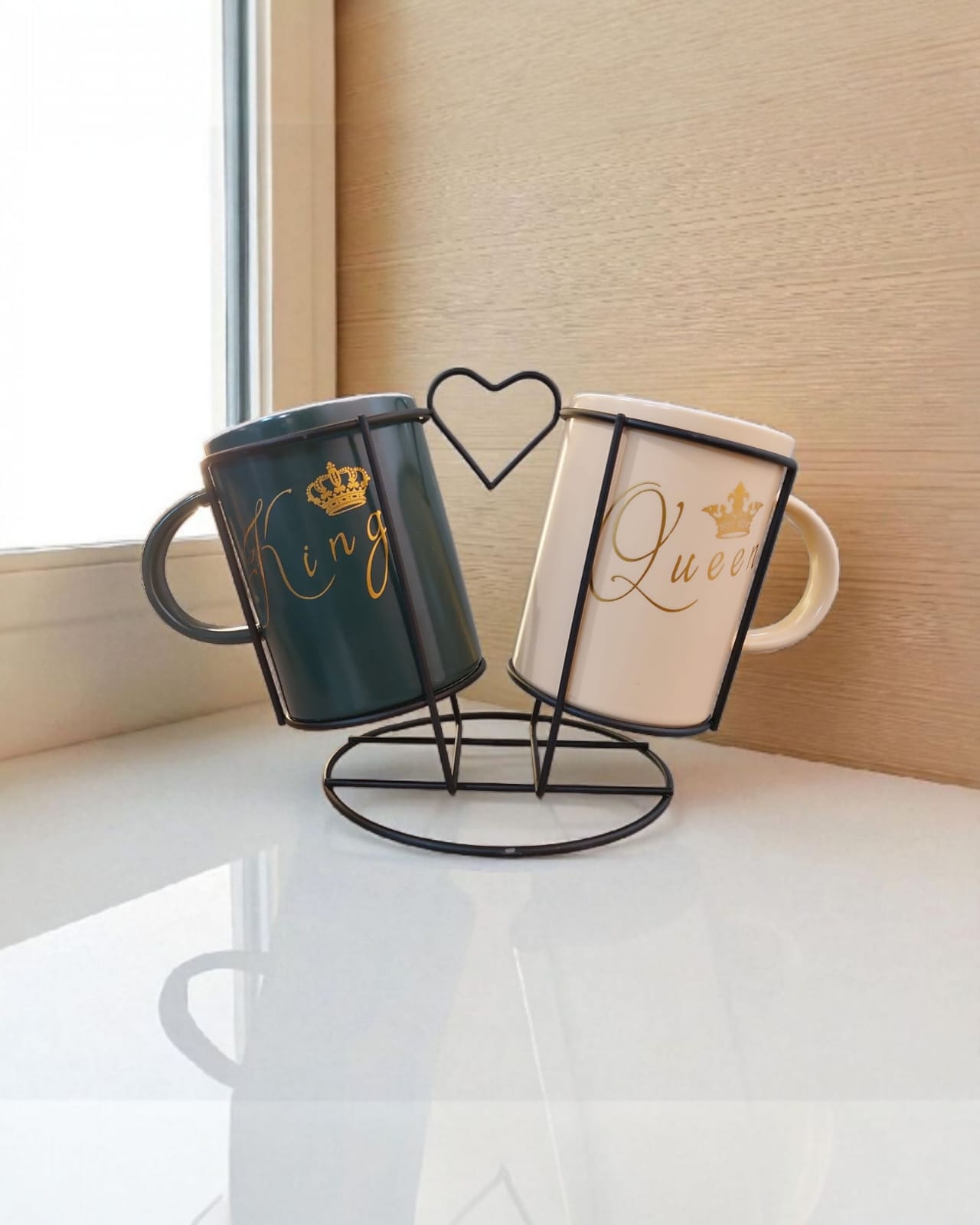 Juego De Tazas Con Base Decorativa King & Queen