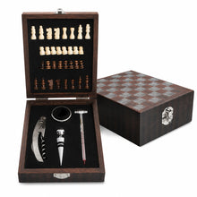 Set de vino con tablero de ajedrez y accesorios - imagen principal