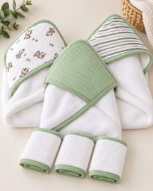 Set de Baño para Bebé Niño 3 Toallas con Capucha + 3 Mini Toallitas Verde Cebra