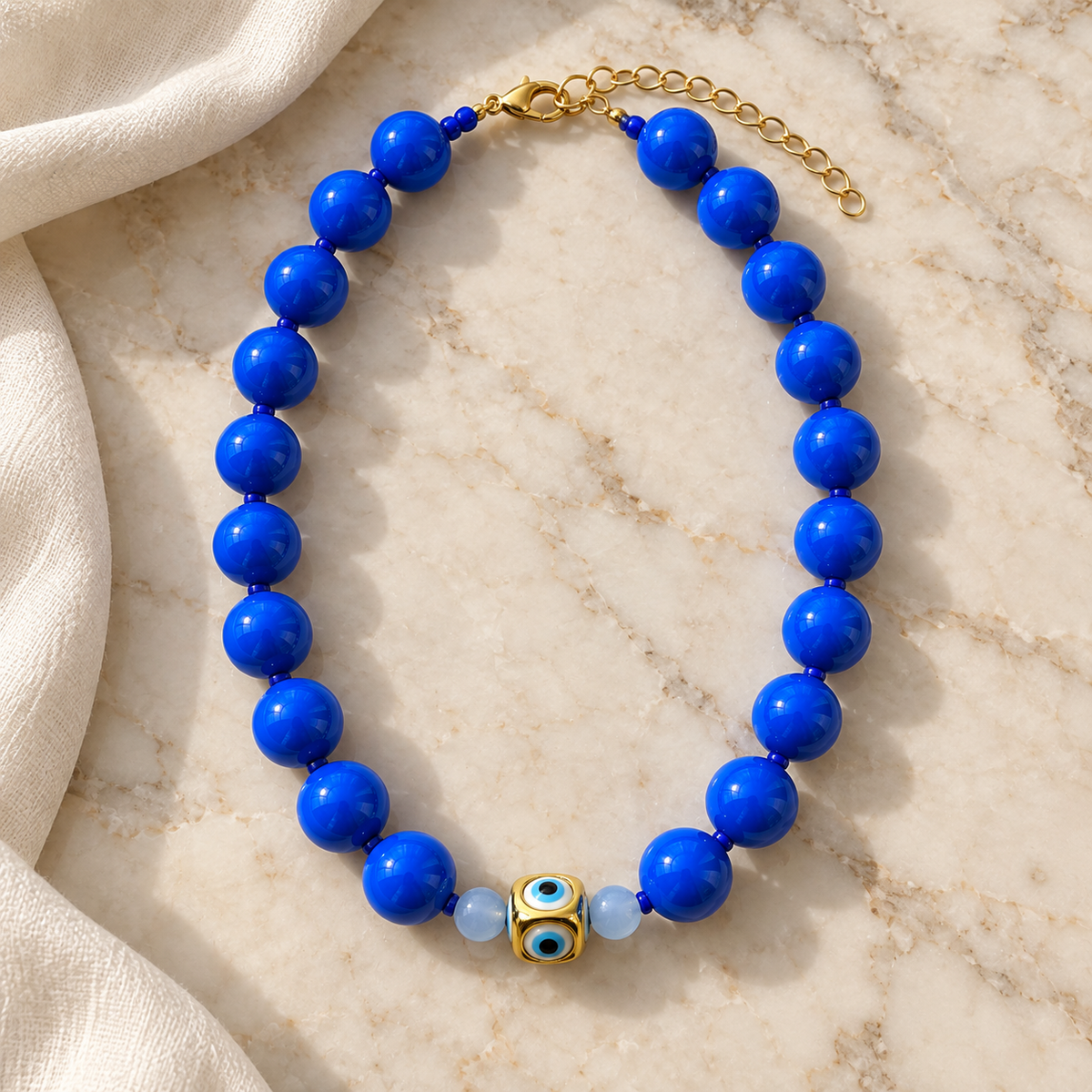 Collar Chicle Azul Rey con Ojo Turco Dorado Ajustable