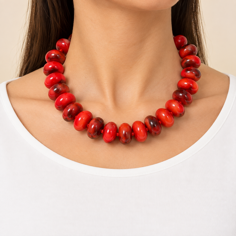 Collar Chicle Rojo Marmoleado con Cadena Ajustable