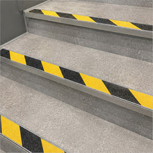 Cinta Anti resbalante Para Escaleras 5cm x 5 Metros - vista 4 del producto