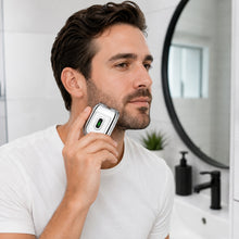 Afeitadora Kemei Mini Km-C40 Recargable Shaver Plateado - vista 4 del producto