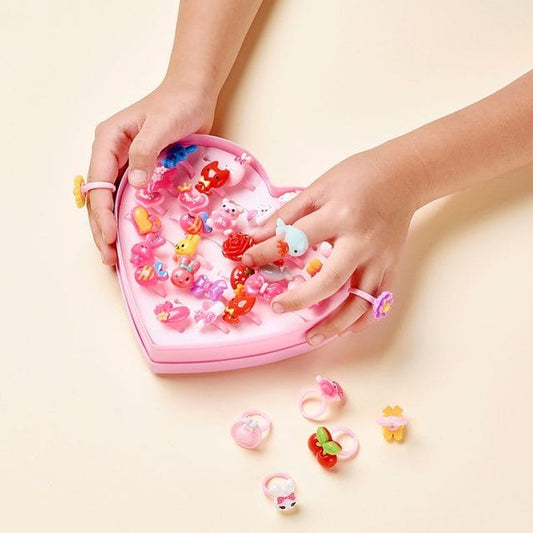 Set de 36 añillos Para Niñas Diseños Varios Caja de Corazon