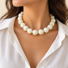 Collar Chicle Blanco Marfil Ajustable