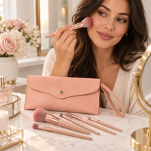 Set de 7 Brochas de Maquillaje con Bolso Rosa