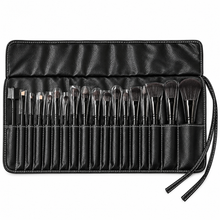 Set Cherimoya de 18 Brochas de Maquillaje con Manta Negra