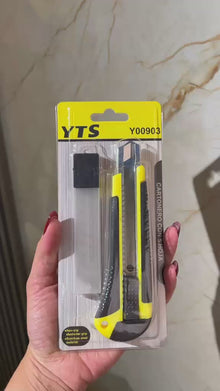 Cuchillo Cartonero Retráctil YTS Y00903 con 5 Hojas